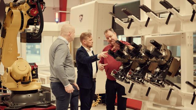 Nilpeter optimerer produktionen med avanceret og banebrydende drejebænkecelle